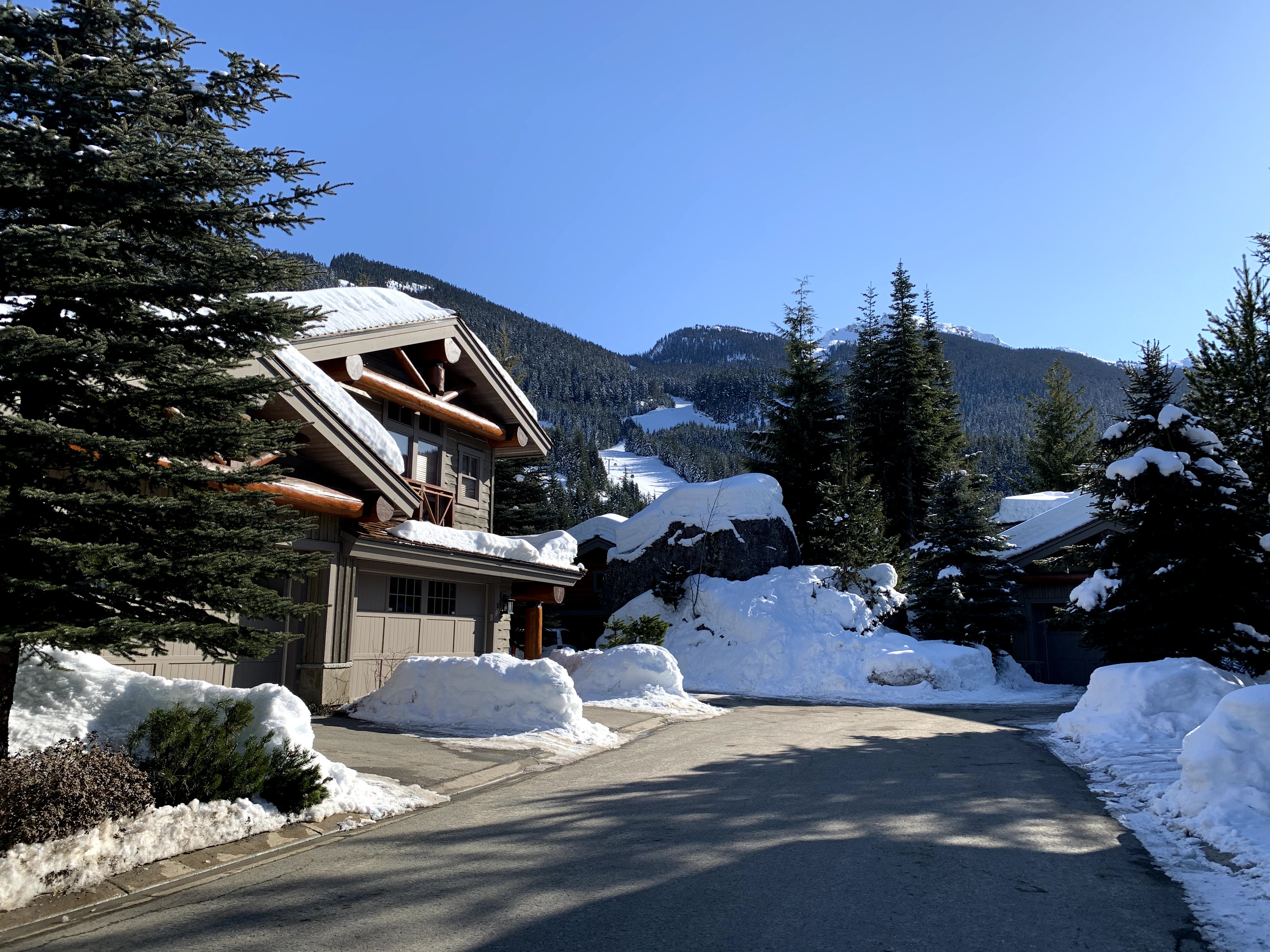 2024 Sales of Skiin/Skiout Luxury Duplex/Townhouses