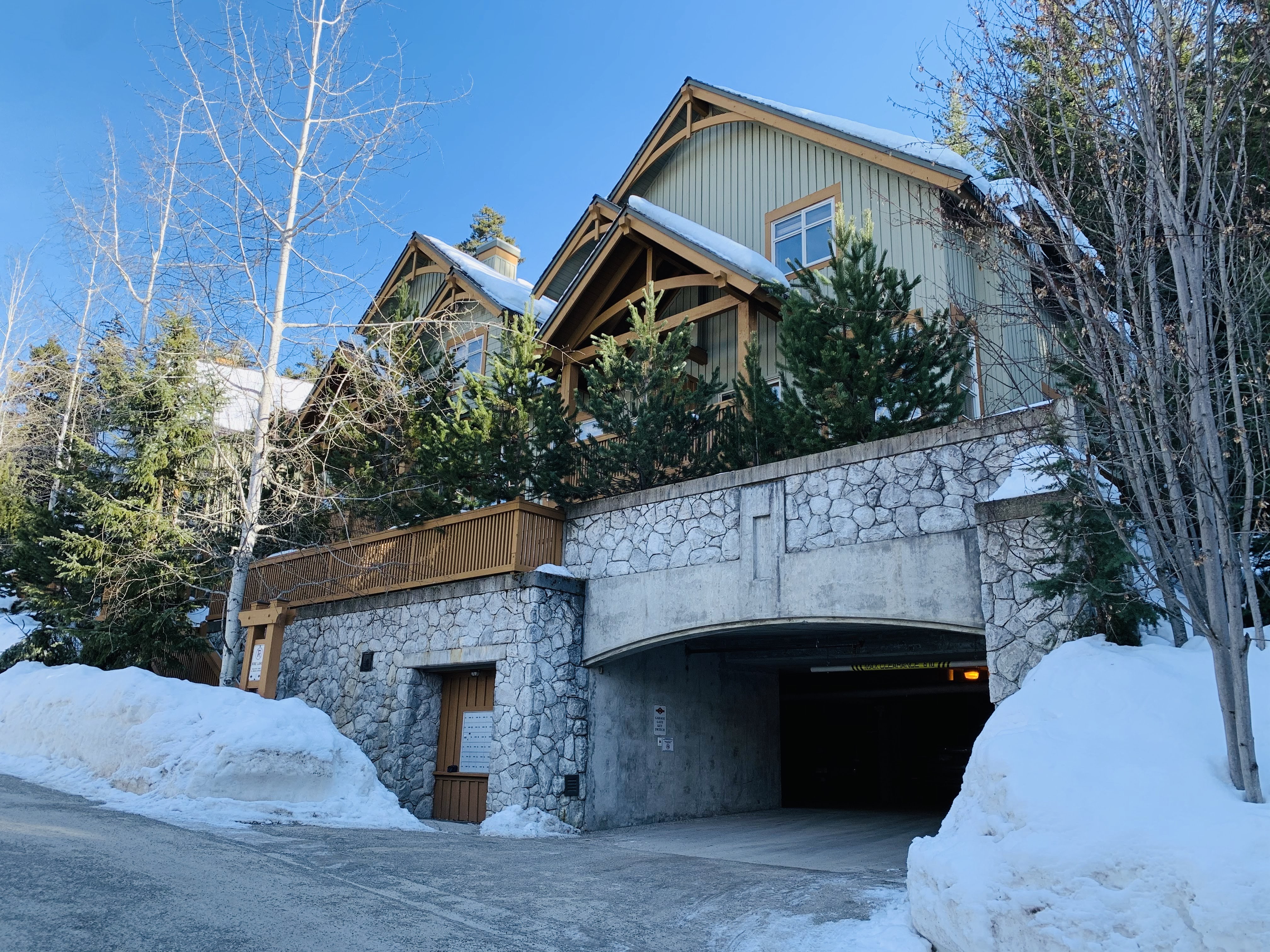 Mountain Star gated underground parking