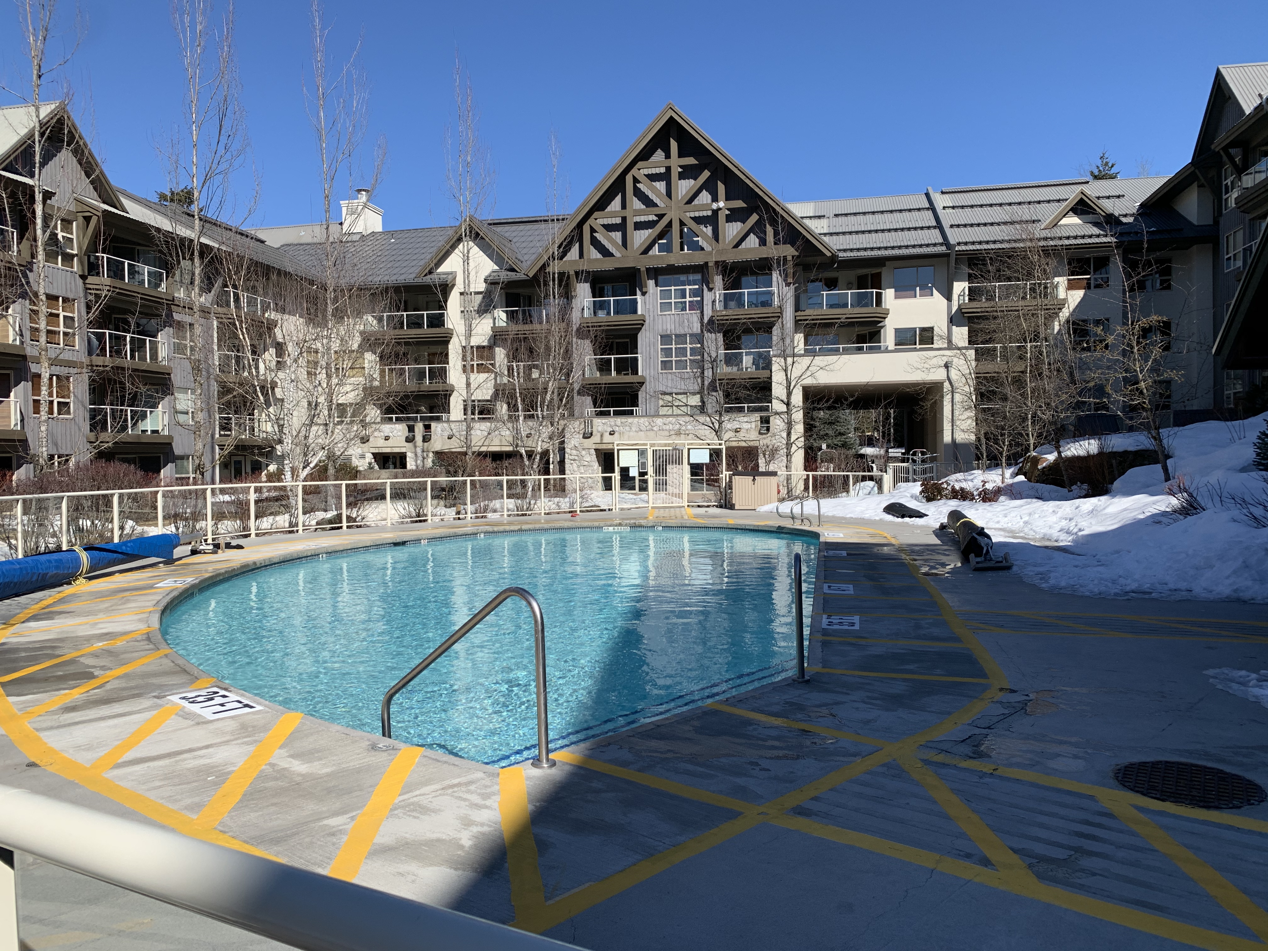 Aspens outdoor pool