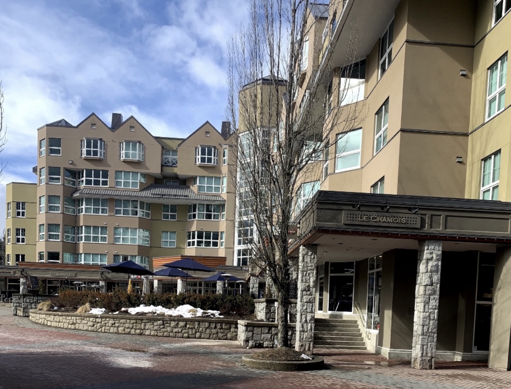 Le chamois from upper village
